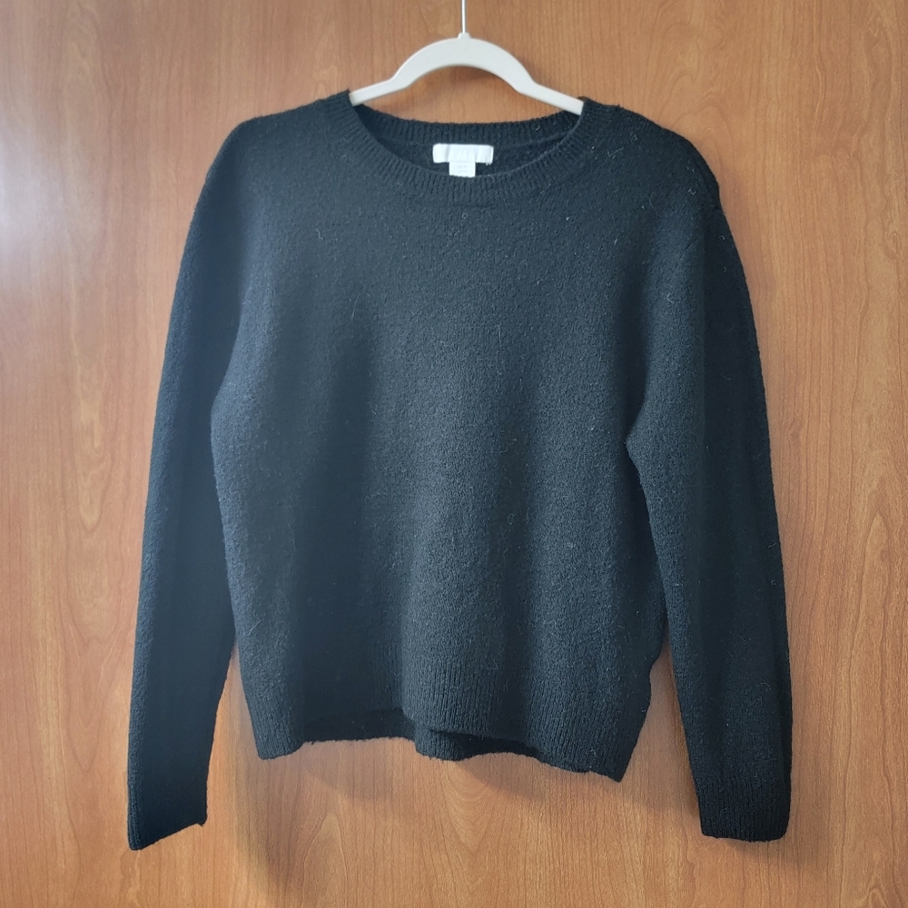 H&M Black Crewneck Sweater Size XS